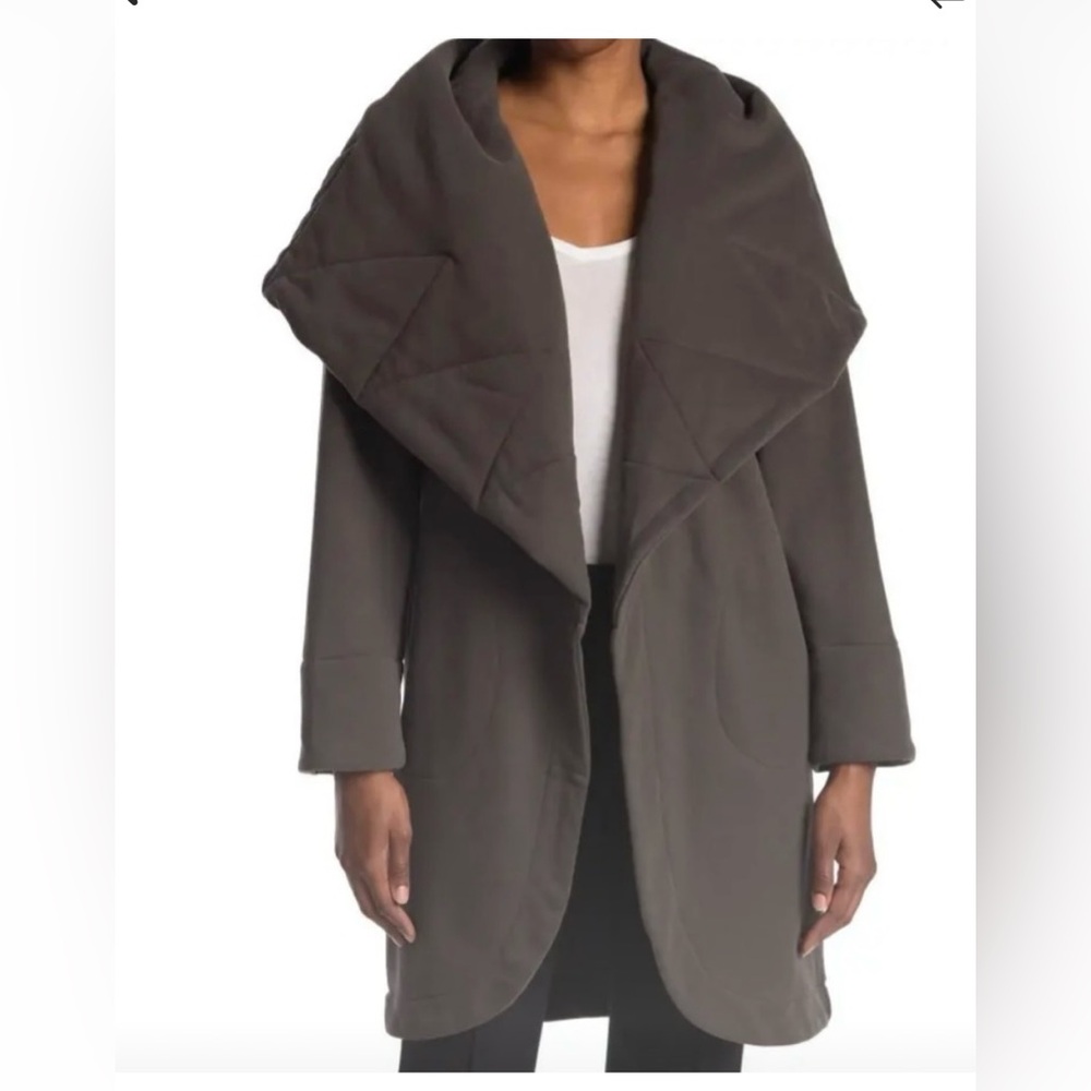 Bagatelle Women's Charcoal Drape Front Cape